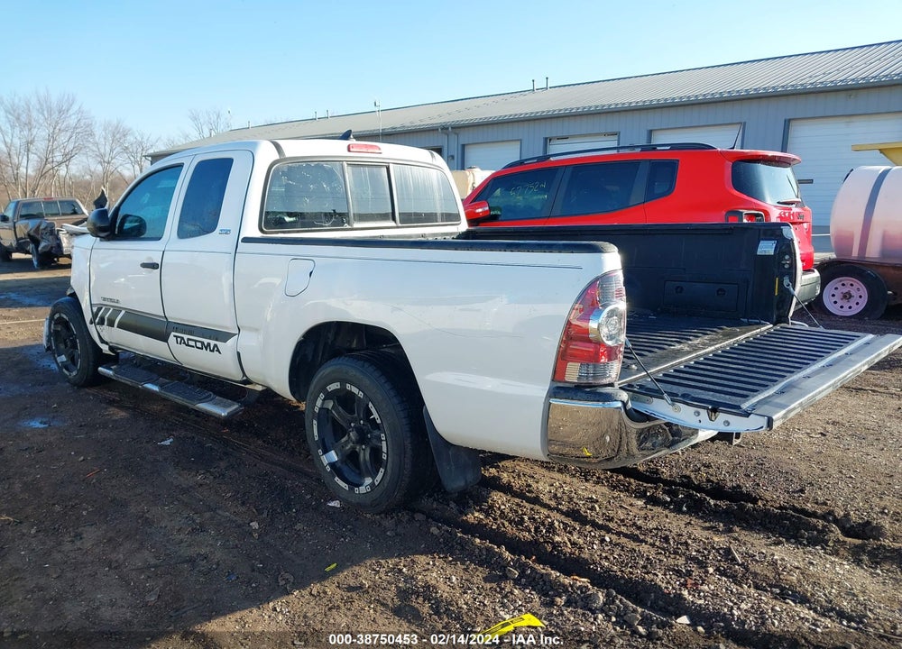 2014 TOYOTA TACOMA VIN: 5TFTX4CN5EX045568