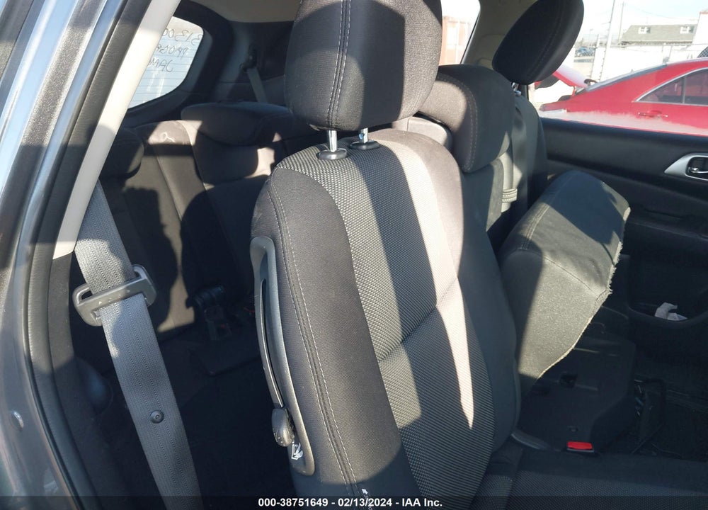 2018 NISSAN PATHFINDER S VIN: 5N1DR2MMXJC663801
