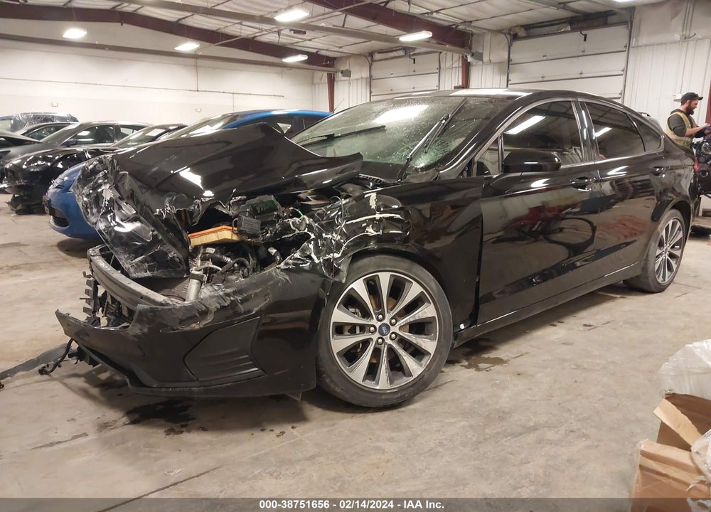 2020 FORD FUSION SE VIN: 3FA6P0T92LR182021
