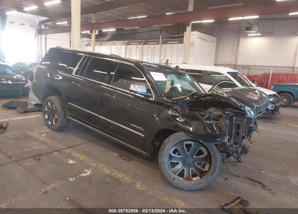 2018 GMC YUKON XL DENALI VIN: 1GKS2HKJ5JR394328