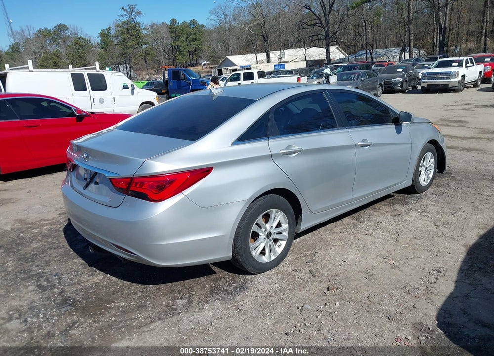 2013 HYUNDAI SONATA GLS VIN: 5NPEB4AC0DH696853
