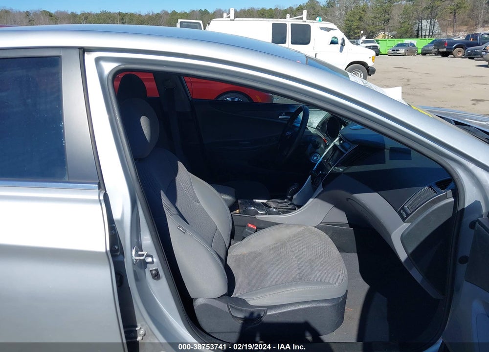 2013 HYUNDAI SONATA GLS VIN: 5NPEB4AC0DH696853