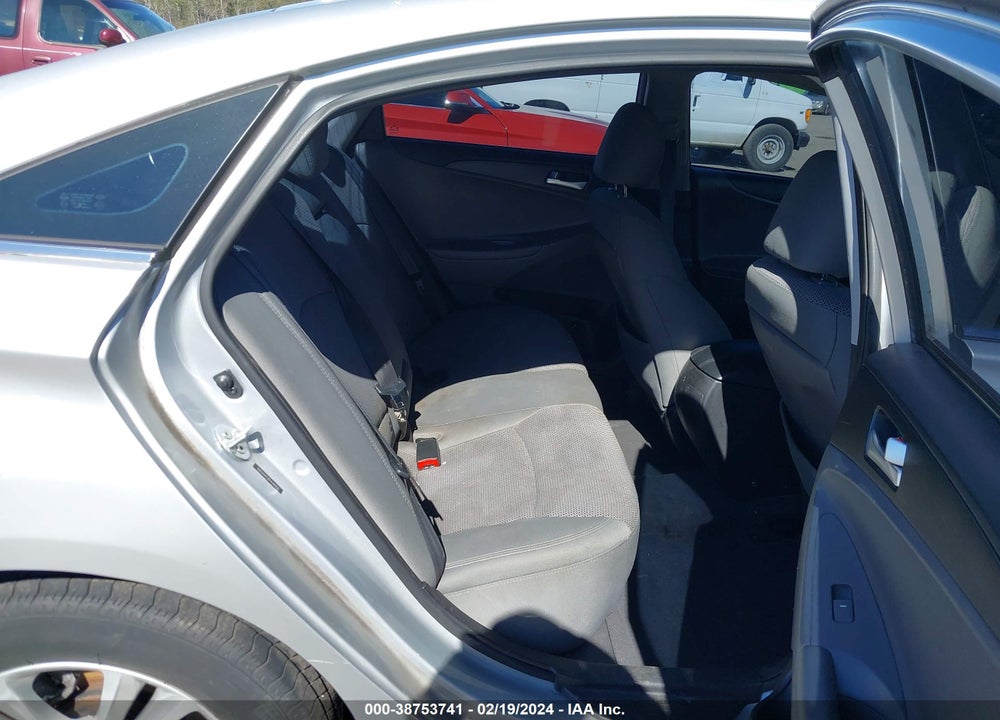 2013 HYUNDAI SONATA GLS VIN: 5NPEB4AC0DH696853