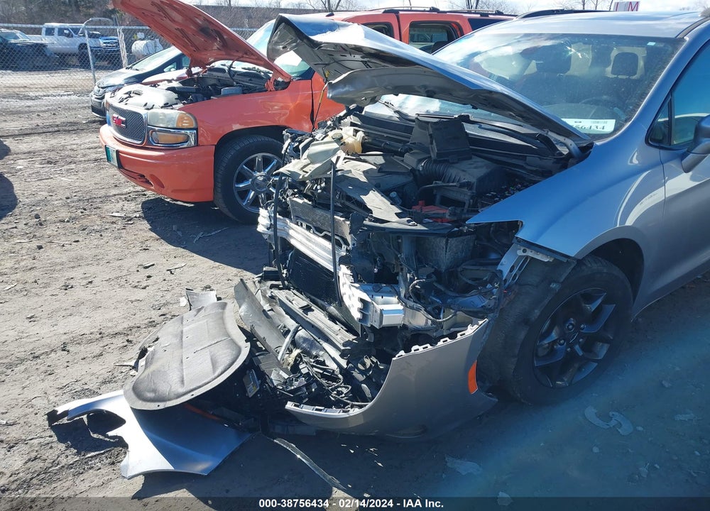 2020 CHRYSLER PACIFICA LIMITED VIN: 2C4RC1GG5LR132740