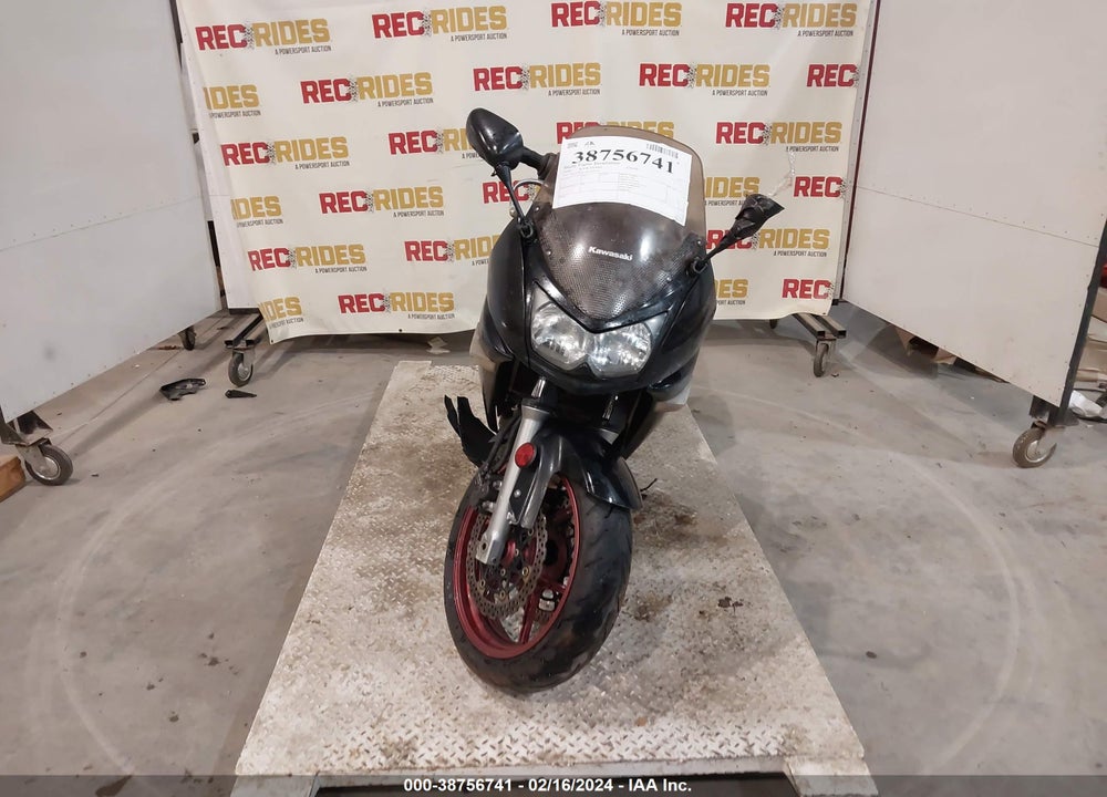 2008 KAWASAKI EX650 A VIN: JKAEXEA138A036142