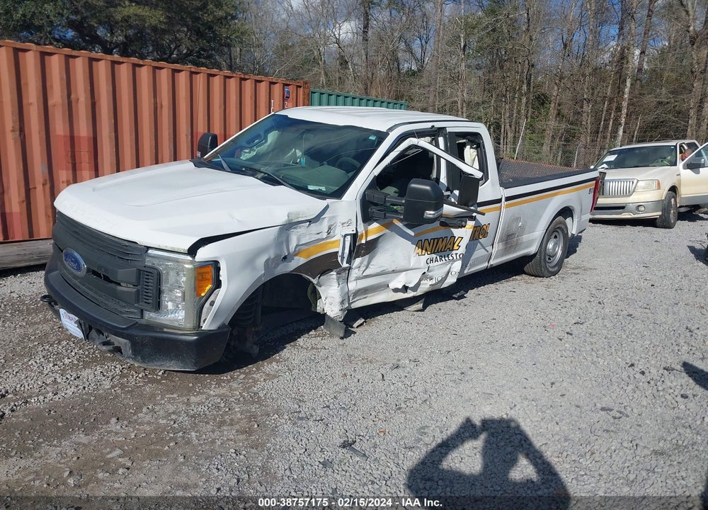 2017 FORD F-250 XL VIN: 1FT7X2A60HEE86204