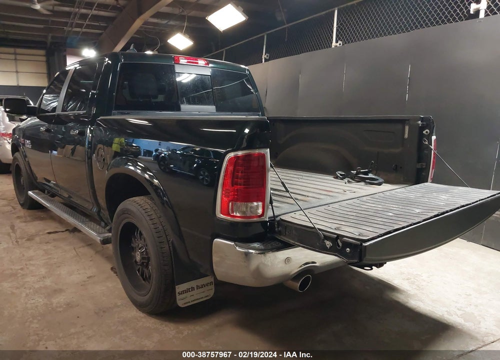 2017 RAM 1500 LAIE  4X4 5'7 BOX VIN: 1C6RR7NT0HS774944