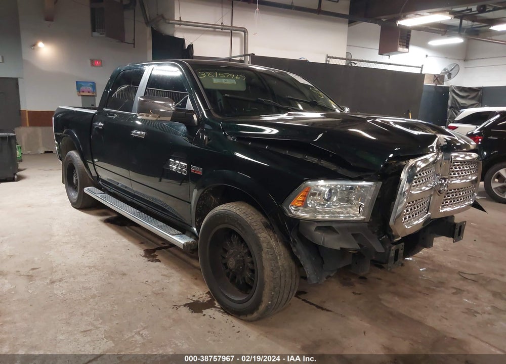 2017 RAM 1500 LAIE  4X4 5'7 BOX VIN: 1C6RR7NT0HS774944