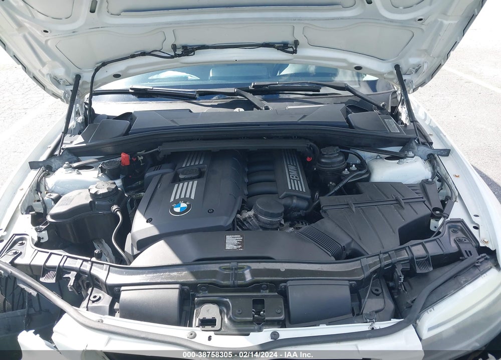 2013 BMW 128I VIN: WBAUP7C58DVP25509