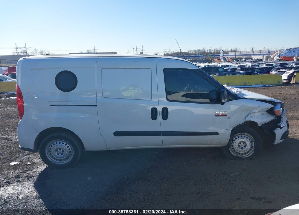 2022 RAM PROMASTER CITY CARGO VAN VIN: ZFBHRFAB9N6X02529