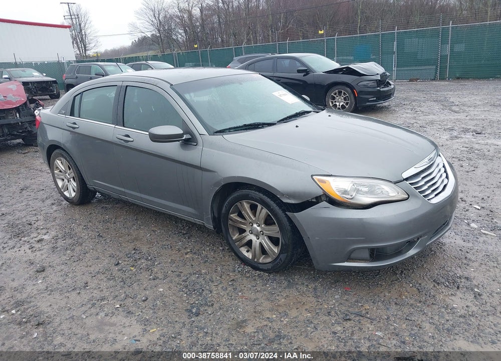 2013 CHRYSLER 200 LX VIN: 1C3CCBAB2DN671327