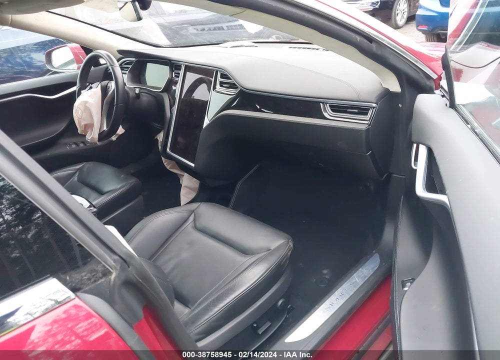 2015 TESLA MODEL S VIN: 5YJSA1E27FF119860