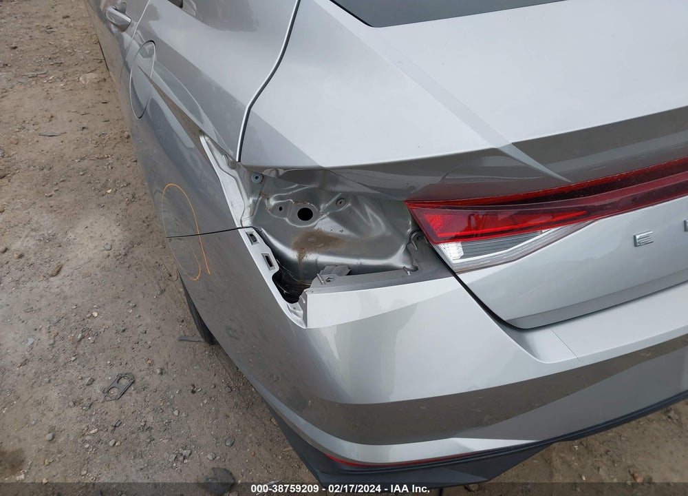 2021 HYUNDAI ELANTRA SEL VIN: 5NPLM4AG8MH020963