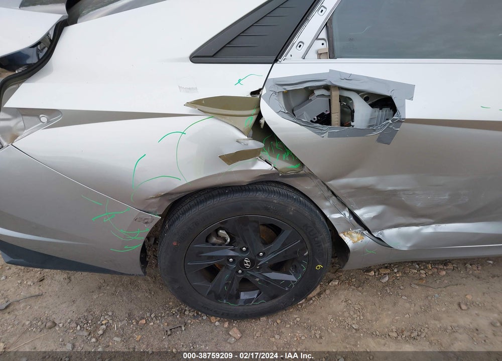 2021 HYUNDAI ELANTRA SEL VIN: 5NPLM4AG8MH020963