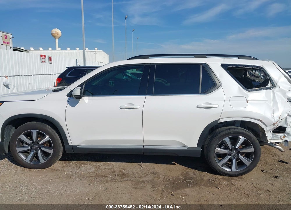 2023 HONDA PILOT 2WD TOURING VIN: 5FNYG2H79PB001591