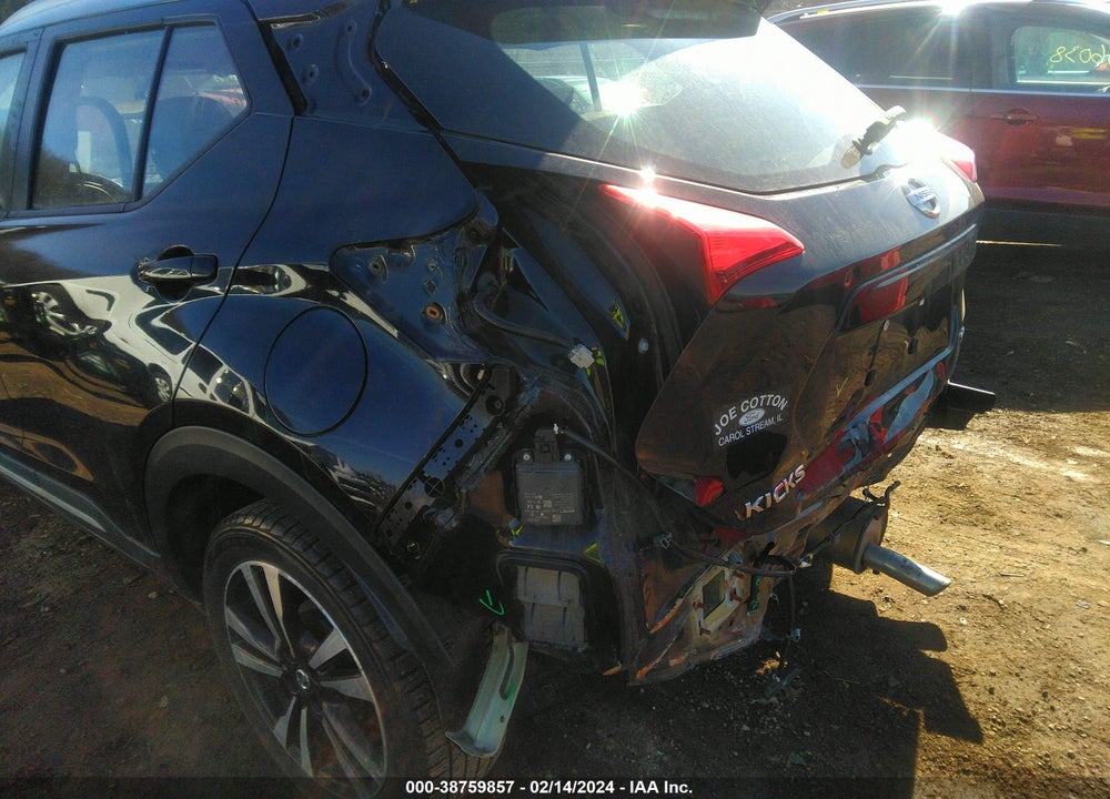 2019 NISSAN KICKS SR VIN: 3N1CP5CUXKL511678