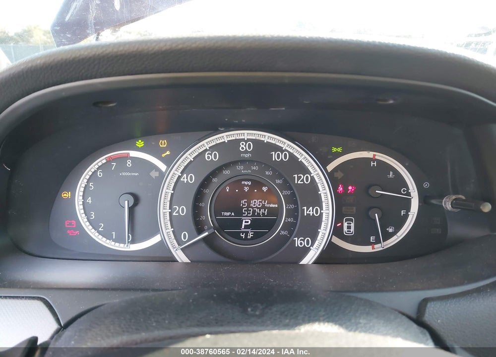 2013 HONDA ACCORD LX VIN: 1HGCR2F38DA045365