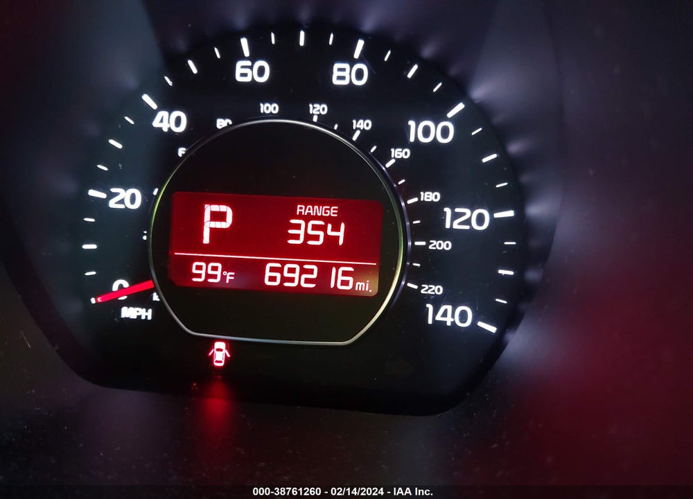 2018 KIA SOUL VIN: KNDJN2A28J7573769