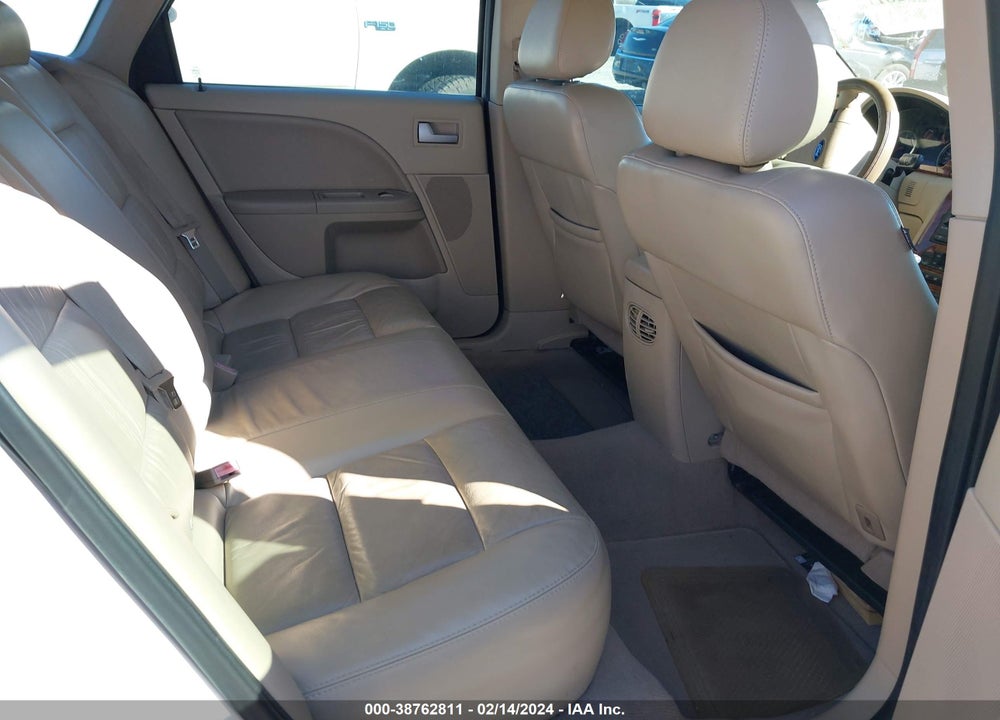 2007 FORD FIVE HUNDRED SEL VIN: 1FAHP24167G164275