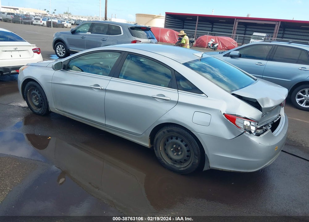 2011 HYUNDAI SONATA GLS VIN: 5NPEB4AC3BH181200