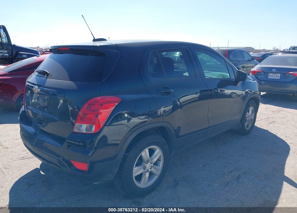2020 CHEVROLET TRAX FWD LS VIN: KL7CJKSB2LB325405