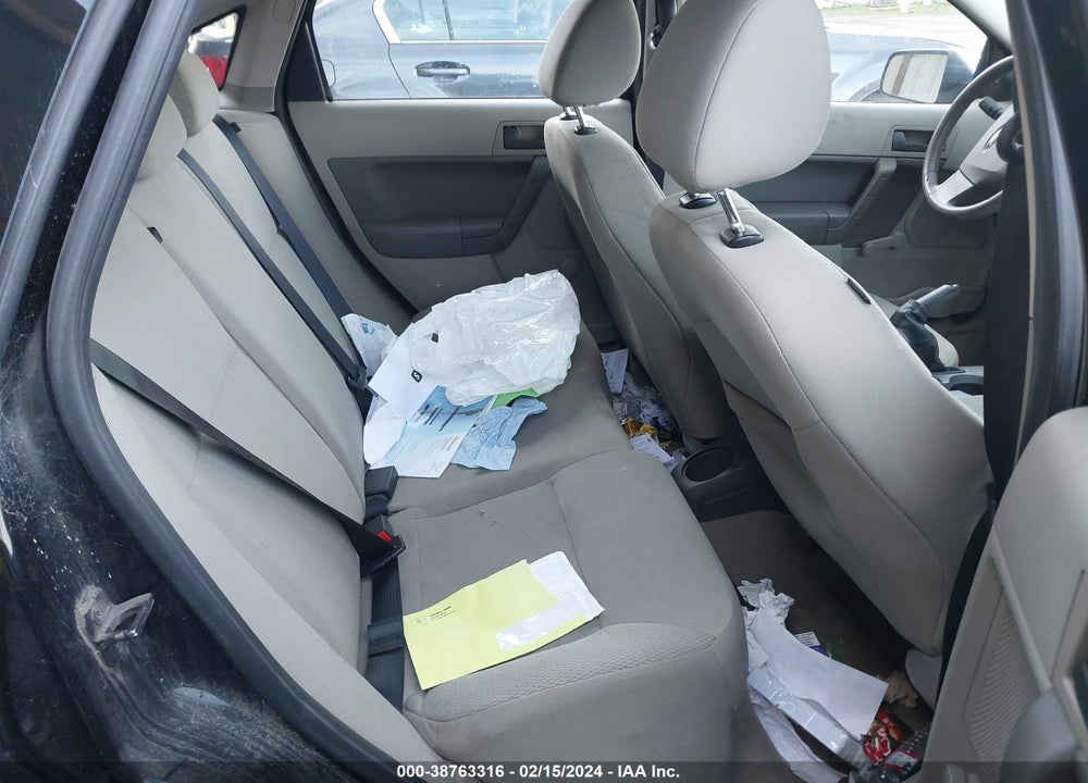 2011 FORD FOCUS S VIN: 1FAHP3EN7BW197968