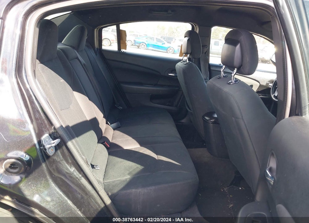 2011 CHRYSLER 200 TOURING VIN: 1C3BC1FB7BN522388