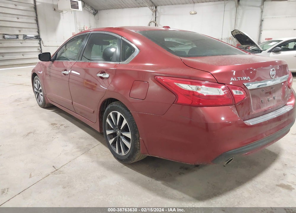 2017 NISSAN ALTIMA VIN: 1N4AL3AP3HC112977