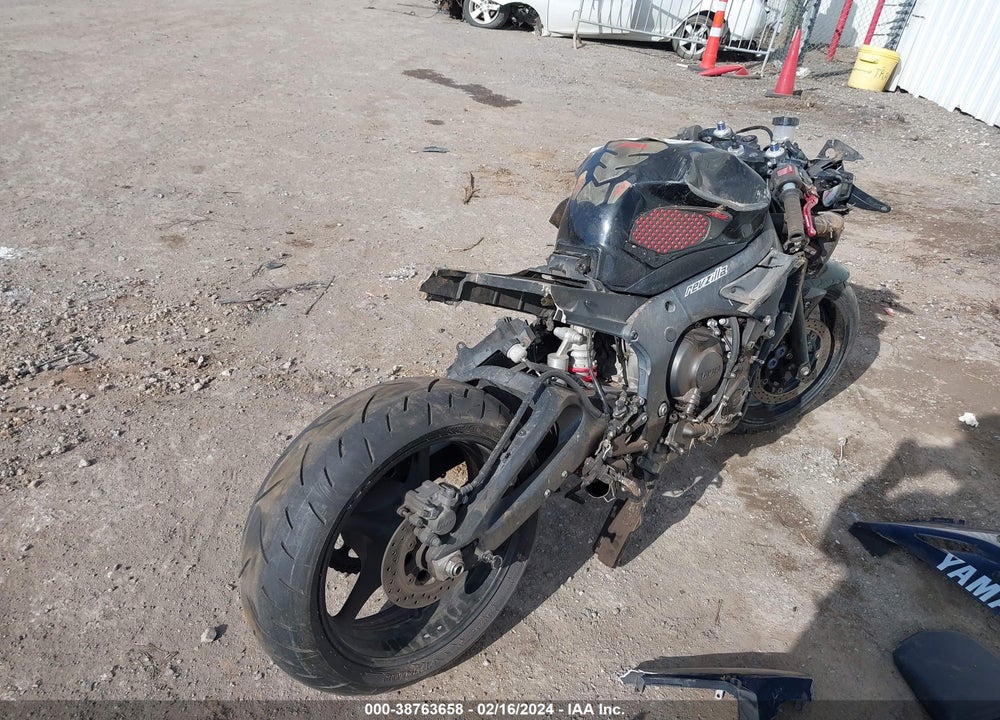 2008 YAMAHA YZFR6 VIN: JYARJ06E88A036401