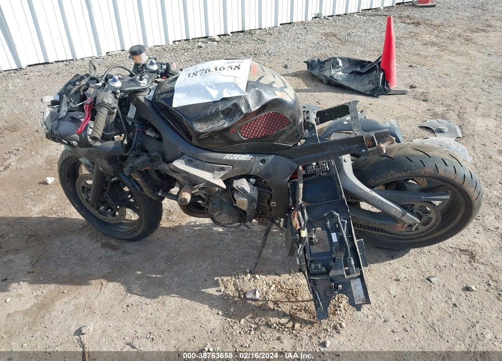 2008 YAMAHA YZFR6 VIN: JYARJ06E88A036401
