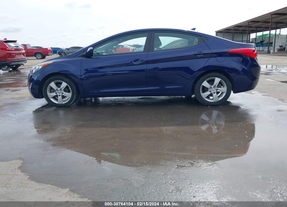 2013 HYUNDAI ELANTRA GLS VIN: 5NPDH4AE8DH374070