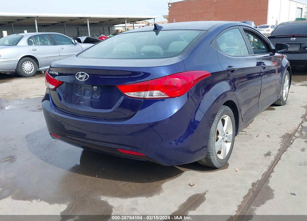 2013 HYUNDAI ELANTRA GLS VIN: 5NPDH4AE8DH374070