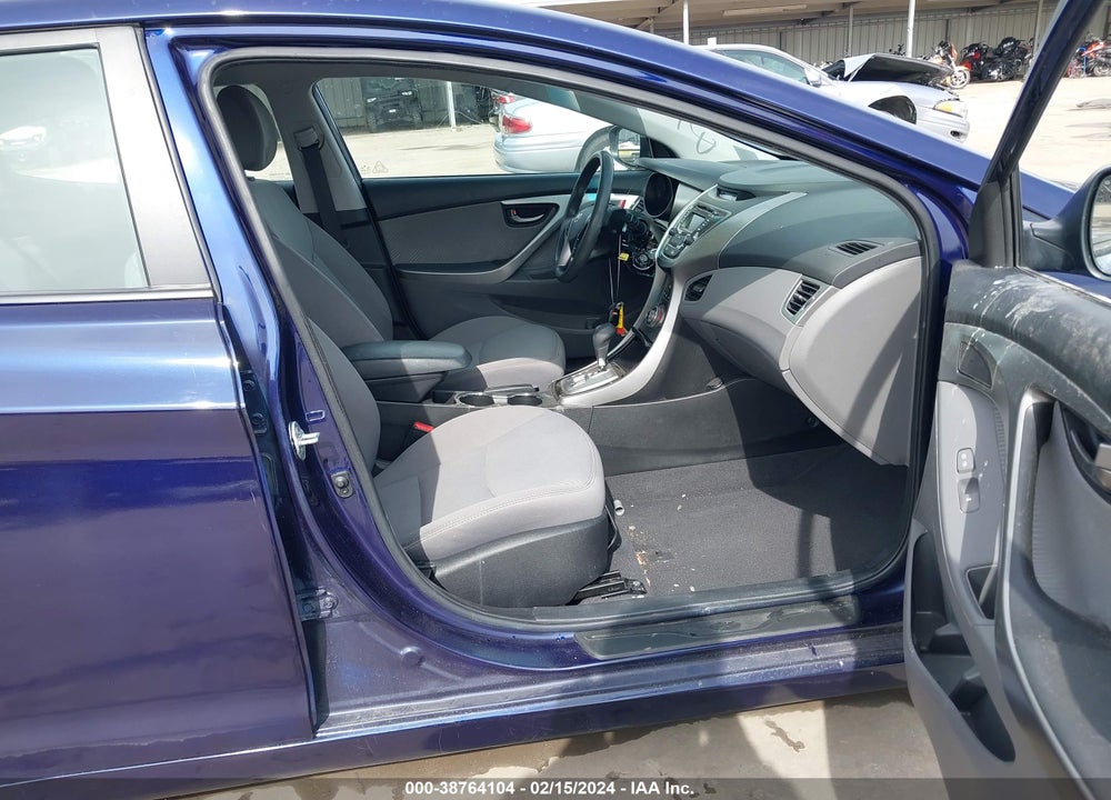 2013 HYUNDAI ELANTRA GLS VIN: 5NPDH4AE8DH374070