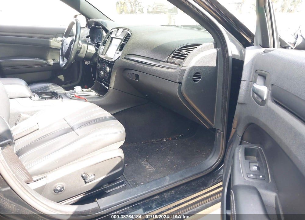 2015 CHRYSLER 300 300S VIN: 2C3CCABT6FH743420