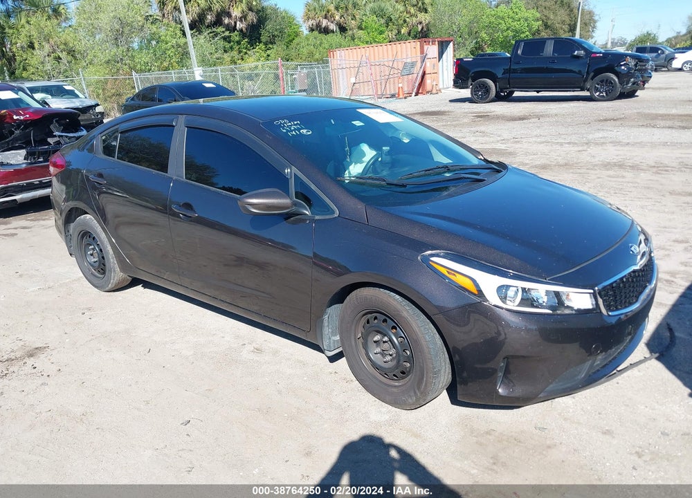 2018 KIA FORTE LX VIN: 3KPFK4A75JE169737