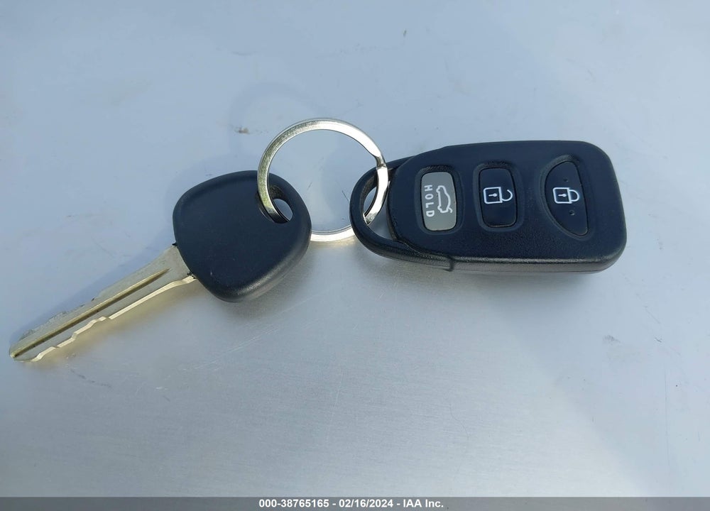 2014 HYUNDAI ELANTRA LIMITED VIN: KMHDH4AE2EU057002