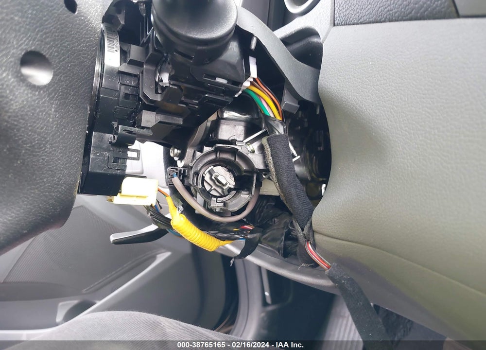 2014 HYUNDAI ELANTRA LIMITED VIN: KMHDH4AE2EU057002