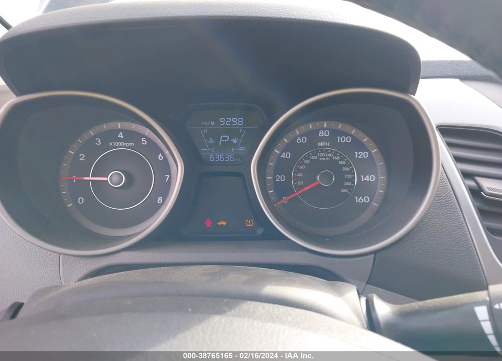 2014 HYUNDAI ELANTRA LIMITED VIN: KMHDH4AE2EU057002