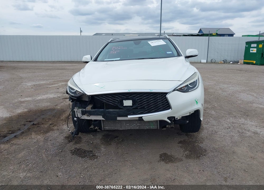 2019 INFINITI QX30 LUXE VIN: SJKCH5CP0KA010680