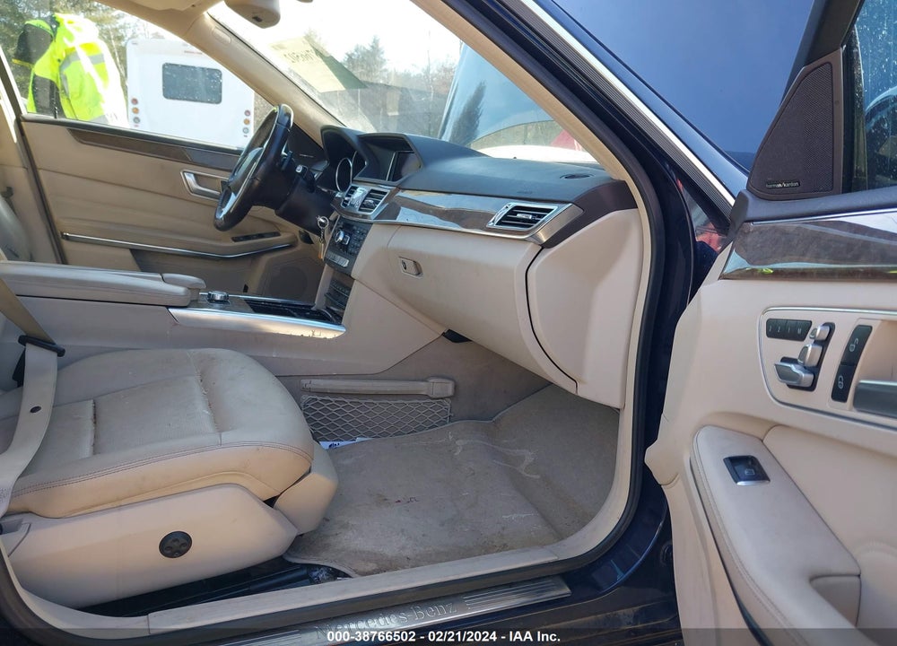 2014 MERCEDES-BENZ E 350 4MATIC VIN: WDDHF8JB4EA864640