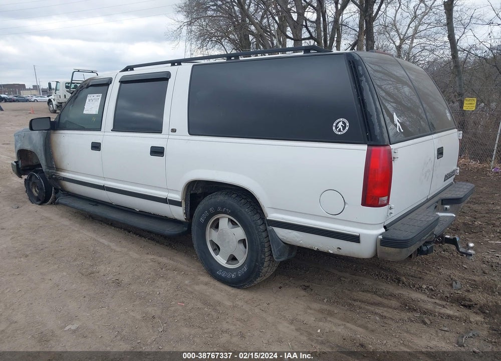 1998 CHEVROLET SUBURBAN 1500 VIN: 1GNFK16RXWJ335311