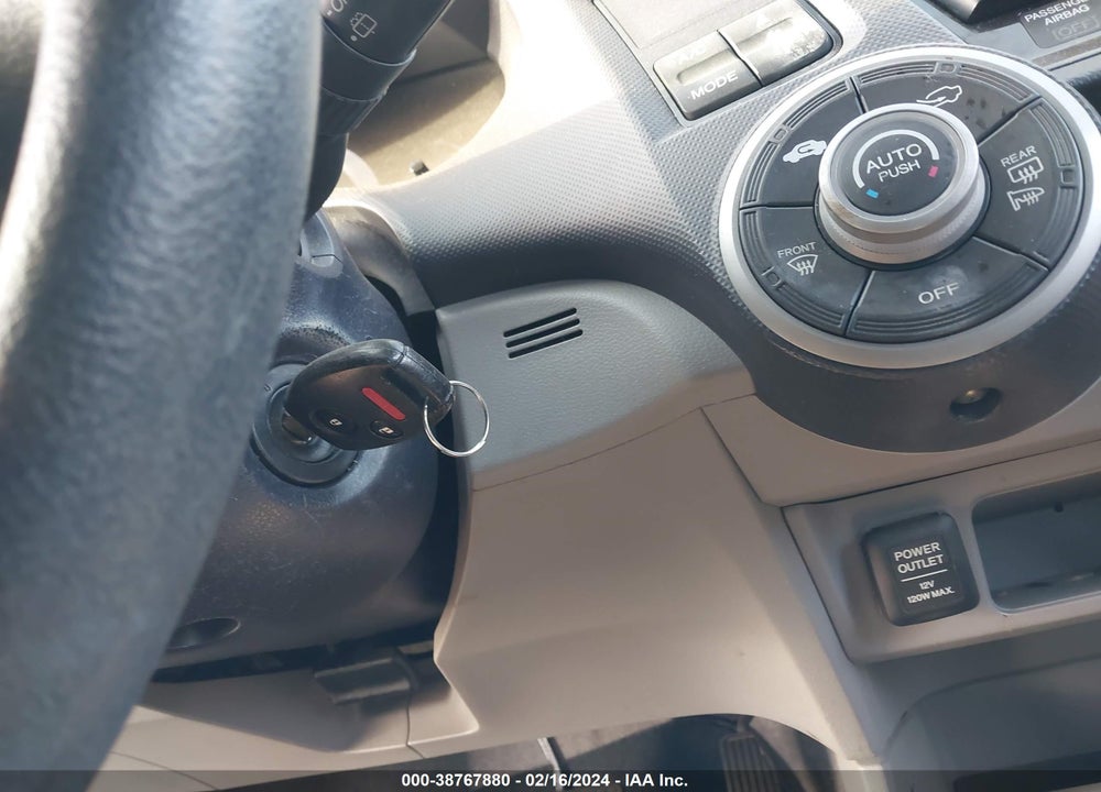 2010 HONDA INSIGHT EX VIN: JHMZE2H76AS038925