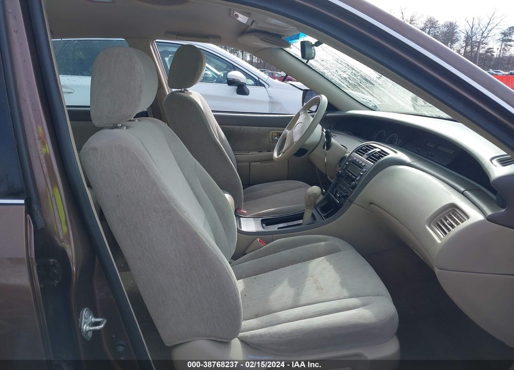 2000 TOYOTA AVALON XL VIN: 4T1BF28B6YU055237