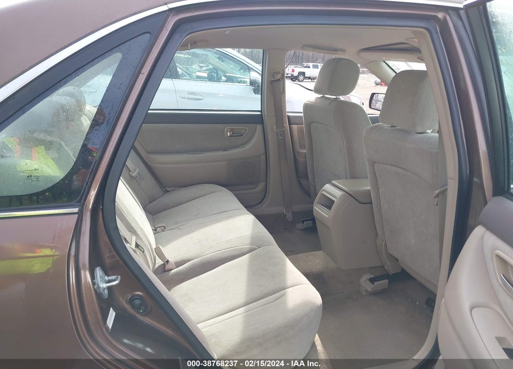 2000 TOYOTA AVALON XL VIN: 4T1BF28B6YU055237