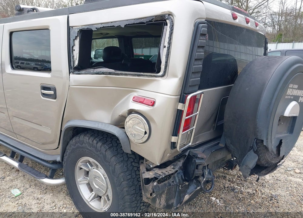 2007 HUMMER H2 SUV VIN: 5GRGN23U07H111328