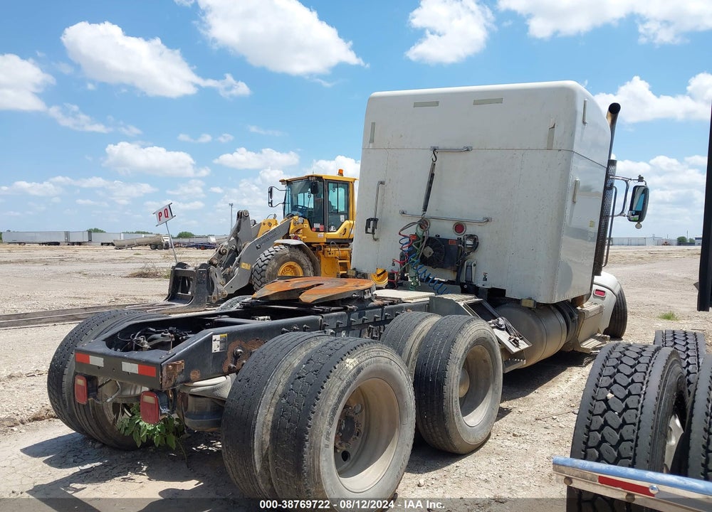 2012 PETERBILT 386 VIN: 1XPHD49X3CD146774