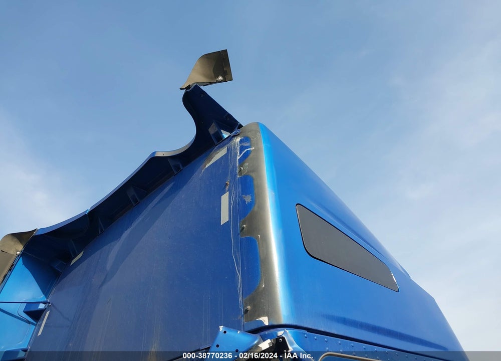 2017 KENWORTH T680 VIN: 1XKYD49X3HJ132694