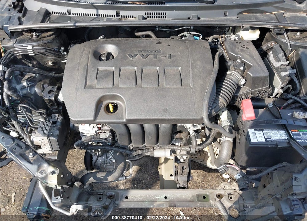 2019 TOYOTA COROLLA VIN: 2T1BURHE1KC146305