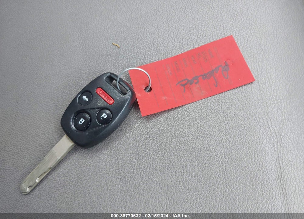2013 HONDA CIVIC EX-L VIN: 2HGFB2F95DH520526