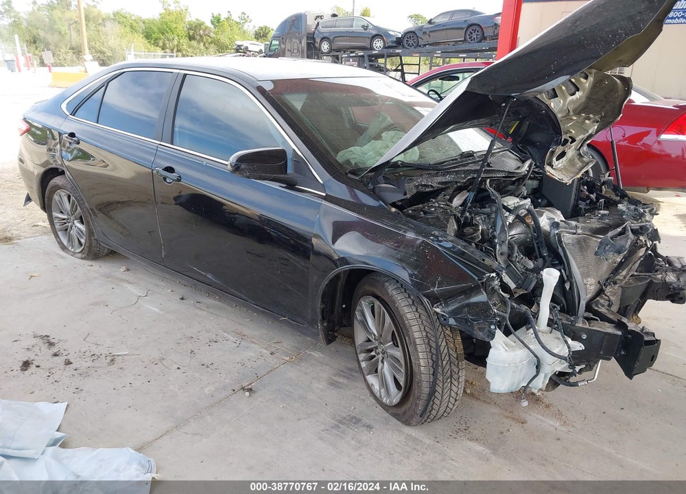 2017 TOYOTA CAMRY SE VIN: 4T1BF1FK2HU743586